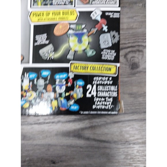 HEXBUG JUNKBOTS -NEW  Small Factory Collection  Habitat - Sector 44 Research Lab - Picture 16 of 16